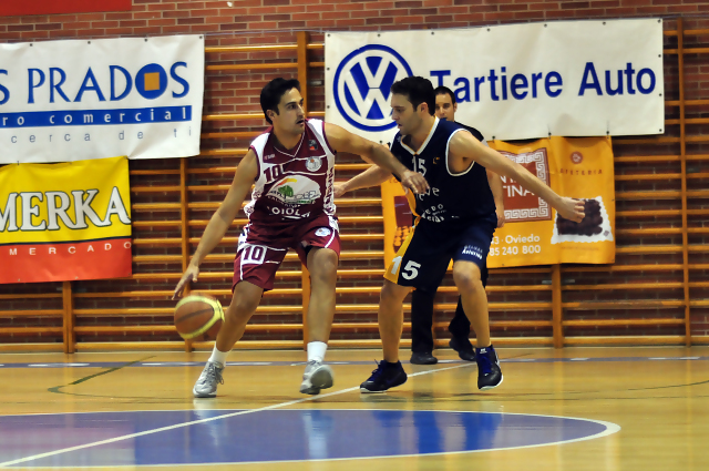 Zoco Adecco Plata: Iñaki Merino continuará dirigiendo al Aurteneche Maquinaria. Lan Mobel Iraurgi renueva a Ibargutxi y Barberena