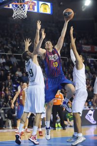 Kosta Perovic, primer fichaje de la última tanda de caras nuevas de Unicaja. Kuzmic saldrá cedido