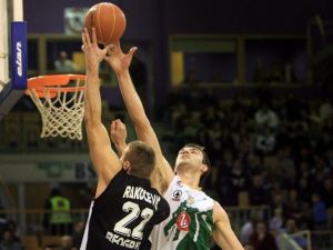 Zarko Rakocevic reforzará la pintura de Valencia Basket