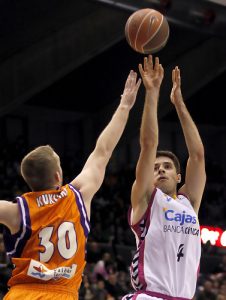 Taquan Dean y Rihards Kuksiks no continuarán en Valencia Basket