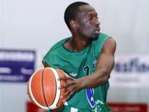 Liga portuguesa LPB (J10 y 11): finaliza la primera vuelta; Benfica cayó en Lusitania; dura pugna por la Copa de la Liga; Jaime Silva, MVP