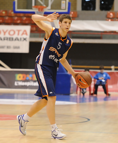 El trío Nikolic-Buza-Salic se doctora en el NIJT Città di Roma. Brose Baskets deja a Unicaja fuera del podio