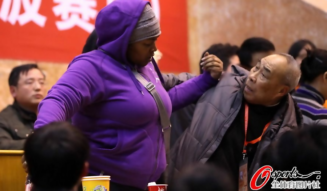 Otras Ligas: Guandong Southern Tigers imponen su dominio y Guangsha en caída libre; la hermana de JR Smith la lía parda en China; Promy aumenta la ventaja y no conoce la derrota en 2012 en Corea