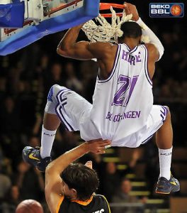 Liga Alemana (J18): Frankfurt se lleva la batalla de Warzburg, mientra Bayern y Bamberg se dan un atracón de puntos