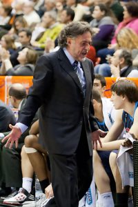 Pepu Hernández deja el banquillo de Asefa Estudiantes