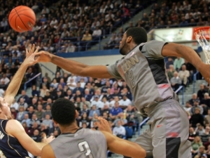 Universo NCAA: Muchas dudas en el primer año del prometedor pívot Andre Drummond. El relevo de Dwight Howard deberá esperar