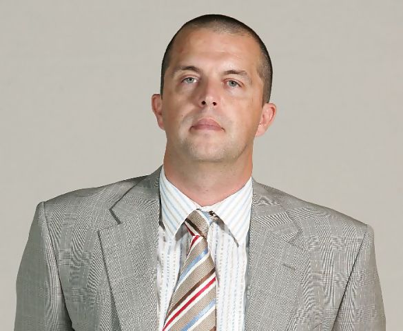 Enrique Gutiérrez se incorpora como entrenador al Atomeromu húngaro