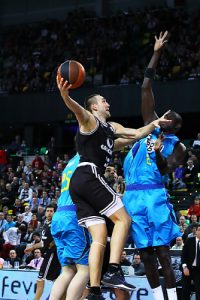 Nadar contracorriente ante Barcelona Regal, misión imposible