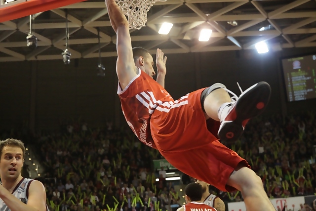 Liga Alemana (J25): Bamberg cayó derrotado y corta una racha de quince victorias seguidas. Troutman y Redding MVP en la jornada de München y Tübingen