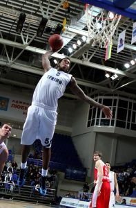 Liga rusa (J17): El triumph se asegura el tercer puesto con Davon Jefferson en plan MVP; el UNICS intenta arreglar su floja temporada; gran partido entre los colistas con victoria del NN