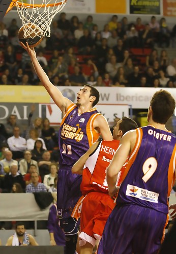 El Valencia BC pasa como una apisonadora por el Nou Congost (68-89)