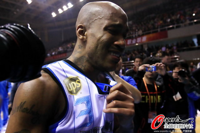 Otras Ligas: en China Beijing supera al Shanxi en el 5º encuentro y le espera en la final el Guandong; Marbury roza el triple-doble y se emociona con el pase a la final. Semis en la liga coreana