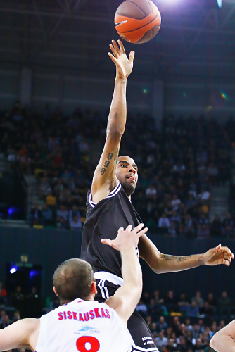 Bosnia no tendrá en Aaron Jackson a su Bo McCalebb