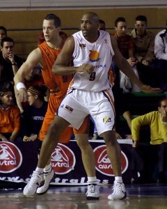 ViveMenorca naufraga ante un inmenso Wideman (con galería de fotos)