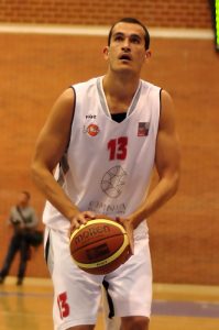 Adecco Plata (J25): Finaliza la fase regular ¿Quién acompañará a River Andorra en la Adecco Oro? Nick Wolf y Javier Salsón comparten MVP