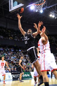 Gescrap Bizkaia acaba desde la defensa con un CAI Zaragoza sin pegada (68-57)