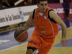 El Mad-Croc Fuenlabrada roza la permanencia a costa de un desacertado Lagun Aro (71-63)