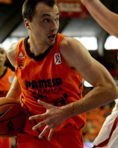 Timinskas se queda en Valencia