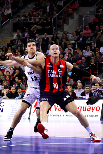Solobasket <i>One on One</i> Playoff Liga Endesa 2012. Cuartos (III): Caja Laboral <i>vs</i> Gescrap Bizkaia