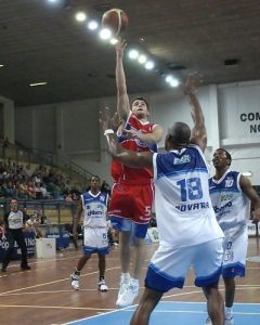 Cáceres 2016 Basket cierra la plantilla con Busciglio