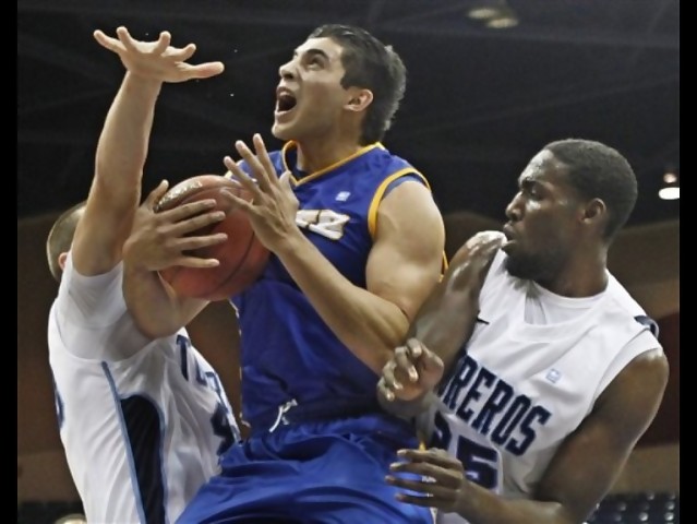 Jaime Serna dará solidez al juego interior del CB Clavijo