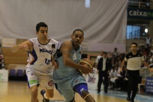 Sean Ogirri vestirá de celeste una temporada más