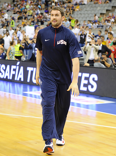 La Noche Americana: Partido aciago de los Lakers en ataque (31% TC y 53% TL) y vuelta al Kobe-Sistema. Kevin Love se pone las pilas (23 puntos y 24 rebotes)