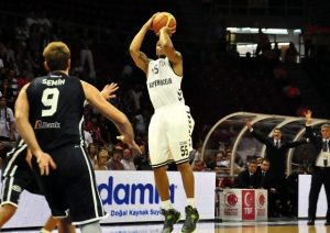 Interés de Milán por Jerrells; Logan, a Berlin. Galatasaray se refuerza con Erceg