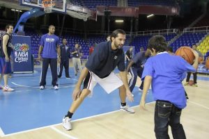 Peja Stojakovic: “Si los Lakers son capaces de jugar como un equipo están al mismo nivel que Miami”
