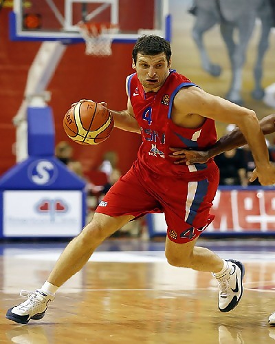 Papaloukas depende de Kobe Bryant