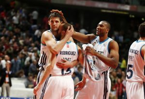 Euroleague J8 (viernes):  Real Madrid mata a Fenerbahçe en el último cuarto, Barça arrasa en el debut de Hezonja, Unicaja no aparece por Siena y Olympiacos sorprende a Zalgiris