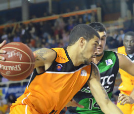 El Fuenlabrada deja los deberes para última hora ante el Joventut (80-82)