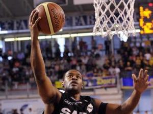 Lega (J6): Ricky Minard (Bologna) anota 10 triples y supera a Ray Richardson y Danilovic; el ex Adecco y ACB, Michael Umeh suma 51 de valoración en Legadue. Milano coge aire derrotando a la Mens Sana