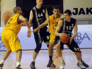 Liga Adriática (J7): Partizan ya lidera la tabla y Cedevita vence a Igokea; el ex del Madrid Ratko Varda ficha por Radnicki; Travis Romeo y Darko Planinic, los mejores; ¿Saric rumbo al Efes Pilsen?