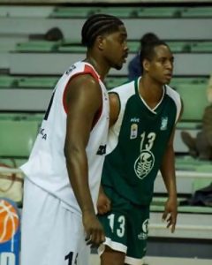 LEB, playoff: Roe no puede con León, exhibición caísta, victoria cántabra y Manresa gana fuera