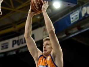 Eurocup (J5): Valencia asalta la fortaleza de Banvit. Bilbao, victoria en el último suspiro. Last16, muy complicado para Cajasol. Fells, MVP. Partidazos de King (7/7 T3), Diener, Delaney, Doellman…