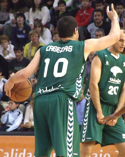 Unicaja anuncia el fichaje de Terrel Castle y la lesión de Carlos Cabezas