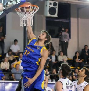 Marcos Delía, la gran esperanza interior del baloncesto argentino