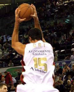 Zoco ACB: León mueve ficha. Caso Junyent sigue abierto. ¿Dewarick Spencer blaugrana?