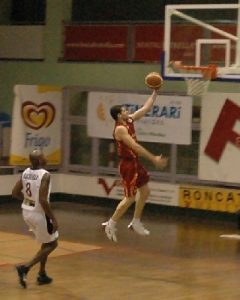 Chus Aranda recibe una oferta de la ACB