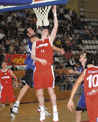 Movimientos en los equipos de LEB 2 gallegos