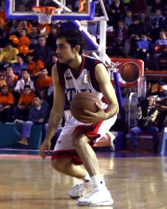 Arslan renueva con el Baskonia