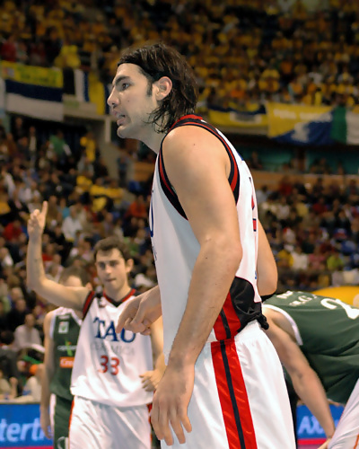 Euroliga QF (II); El TAU vence por la vía rápida y jugara ante el Panathinaikos su tercera Final Four