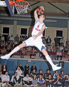 CB Granada devuelve a Europa al <i>volador</i> Korolev