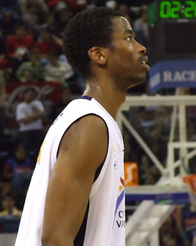 Finalmente, Quincy Lewis será el segundo extracomunitario del Iurbentia Bilbao