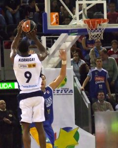Chuck Kornegay ficha por el Palma Aqua Mágica