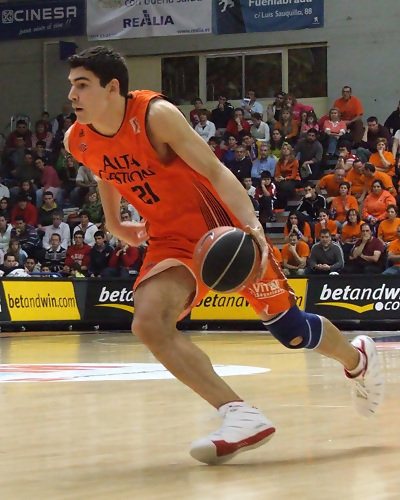 Zoco estival: Acker más cerca del Barça, el Fuenla perfila una plantilla con Saúl Blanco y Marko Tomas, dos renovaciones y LEB