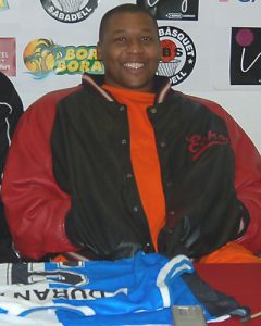 Rico, rico Hill y su báscula peleona