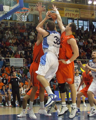 Zoco ACB: Bradley sustituye a Edwards en el CeBé