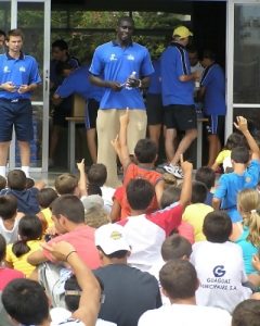 El Gran Canaria Grupo Dunas fomenta el auge del baloncesto organizando su V Campus